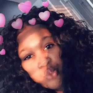 Meet your Posher, Aundrea